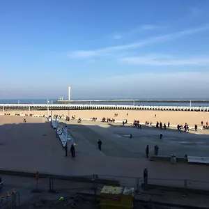 https://prachtige-studio-met-havenzicht.hotelsghent.com