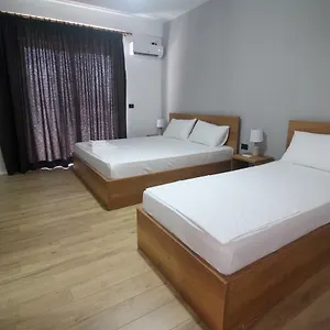 Hill's Hotel