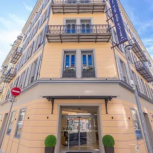 hotellátogatás